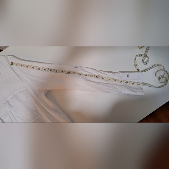 Velvet Heart Women’s Loose Bright White Utility Style Button Up Blouse Size M - Picture 8 of 9